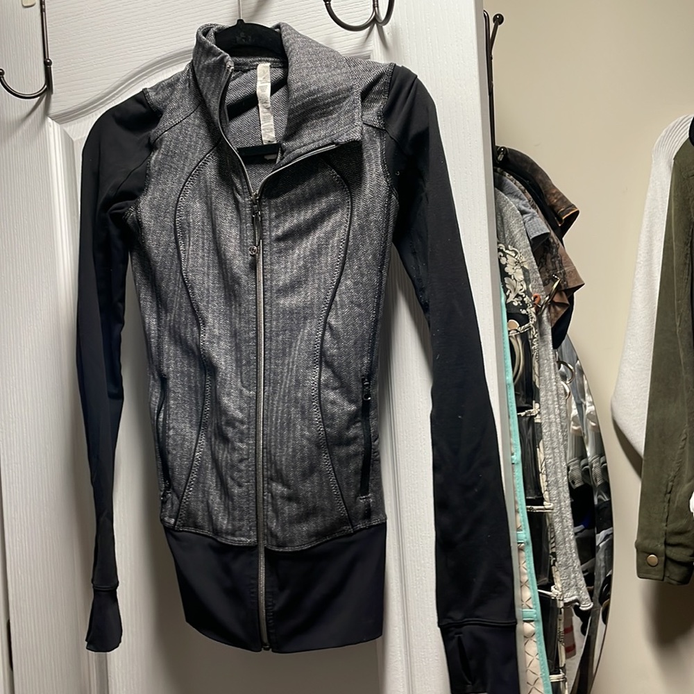 Lulu Lemon zip jacket